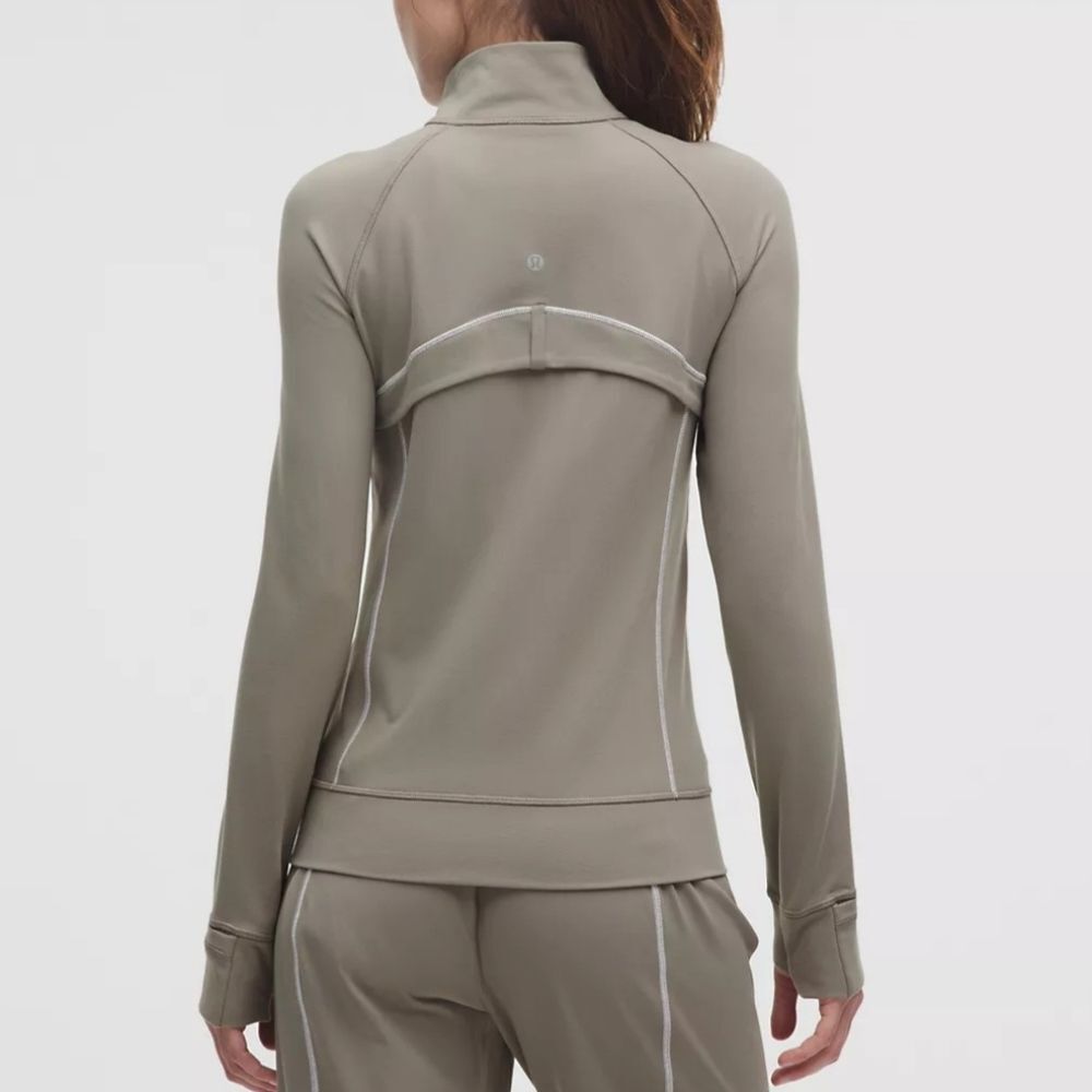 NWT Lululemon Define Track Jacket Womens 14 Athleisure Luon Warm Ash Grey/White - Picture 11 of 11